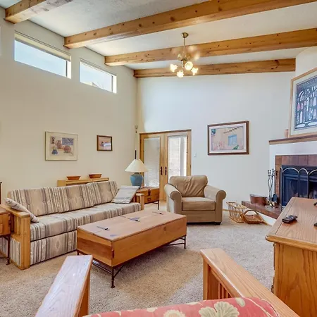 Holiday home Sunny Vacation With Fireplace And Yard Santa Fe